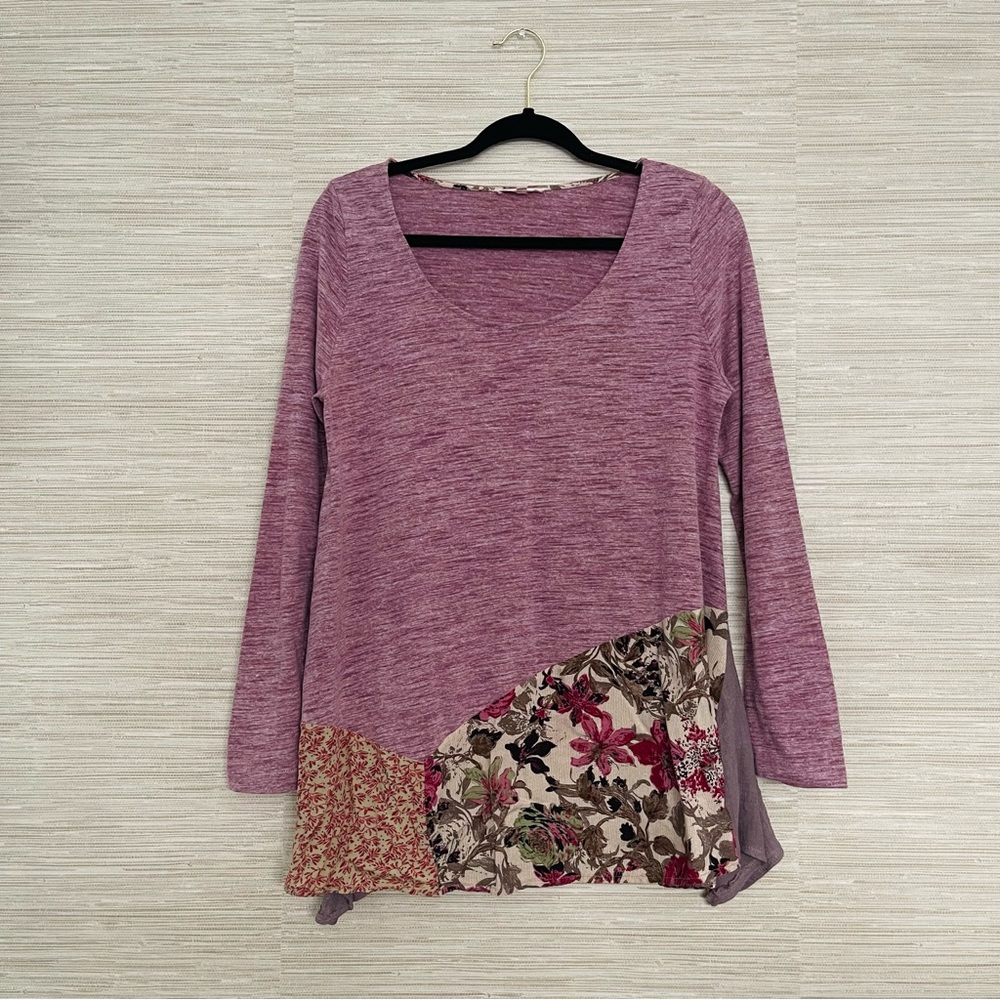 Easel Women's Tunic Top
